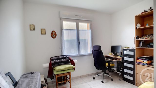 Maison à vendre - 5 pièces - 96,15 m2 - SELLES ST DENIS - 41 - CENTRE Maison à vendre - 5 pièces - 96,15 m2 - SELLES ST DENIS - 41 - CENTRE