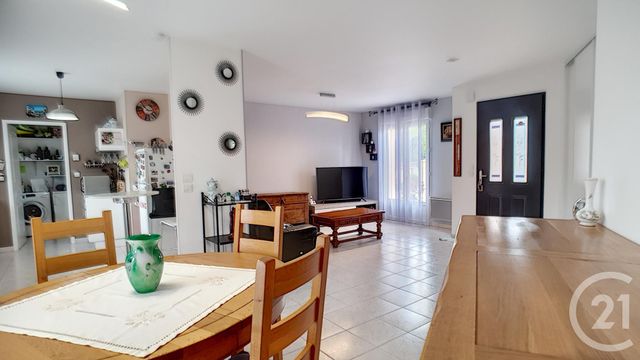 Maison à vendre - 5 pièces - 96,15 m2 - SELLES ST DENIS - 41 - CENTRE Maison à vendre - 5 pièces - 96,15 m2 - SELLES ST DENIS - 41 - CENTRE
