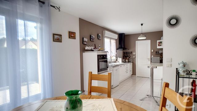 Maison à vendre - 5 pièces - 96,15 m2 - SELLES ST DENIS - 41 - CENTRE Maison à vendre - 5 pièces - 96,15 m2 - SELLES ST DENIS - 41 - CENTRE