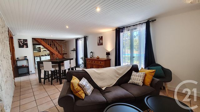 Maison à vendre - 6 pièces - 127,03 m2 - MARCILLY EN GAULT - 41 - CENTRE Maison à vendre - 6 pièces - 127,03 m2 - MARCILLY EN GAULT - 41 - CENTRE