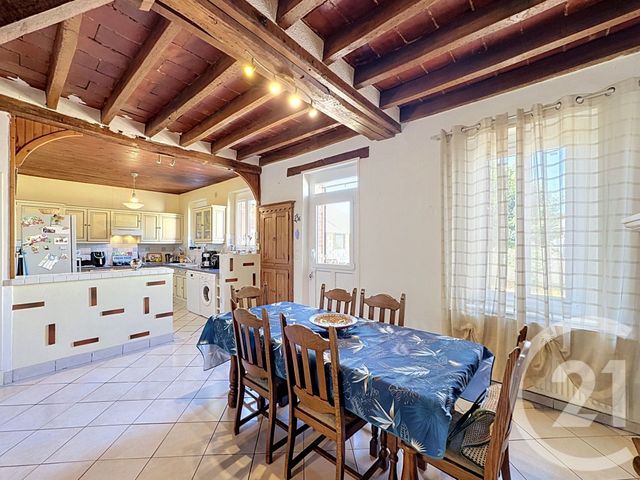 Maison &agrave; vendre - 7 pi&egrave;ces - 195 m2 - Salbris - 41 - CENTRE