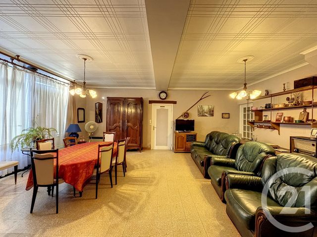 Maison à vendre - 4 pièces - 233,70 m2 - Selles St Denis - 41 - CENTRE