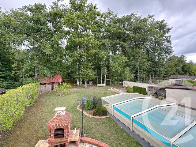 Maison à vendre - 7 pièces - 118,18 m2 - Neuvy Sur Barangeon - 18 - CENTRE