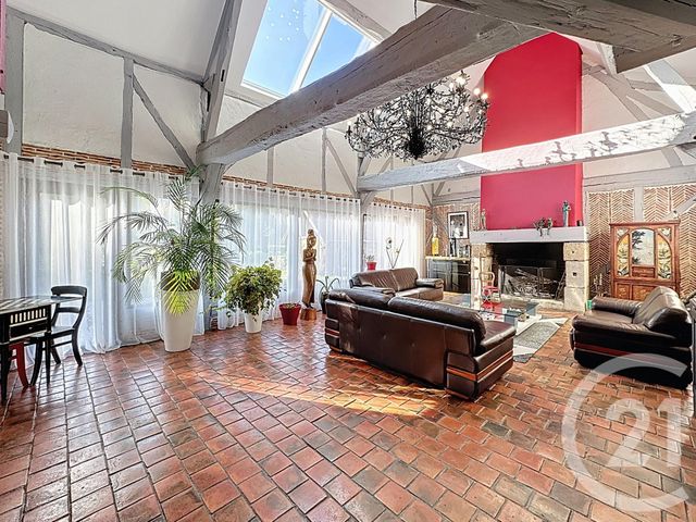 Afficher la photo en grand Maison à vendre - 24 pièces - 869,70 m2 - 18 - CENTRE