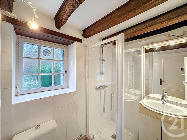 Maison à louer - 4 pièces - 75 m2 - Mery Sur Cher - 18 - CENTRE