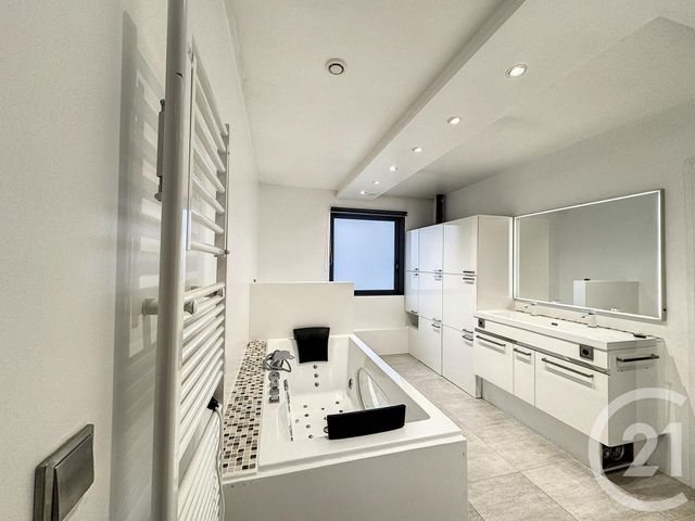 Maison &agrave; louer - 3 pi&egrave;ces - 86,20 m2 - Marcilly En Gault - 41 - CENTRE