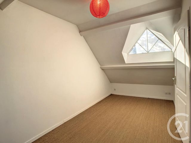 Maison &agrave; louer - 4 pi&egrave;ces - 48 m2 - Marcilly En Gault - 41 - CENTRE