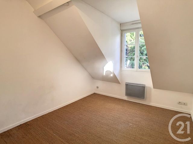 Maison &agrave; louer - 4 pi&egrave;ces - 48 m2 - Marcilly En Gault - 41 - CENTRE