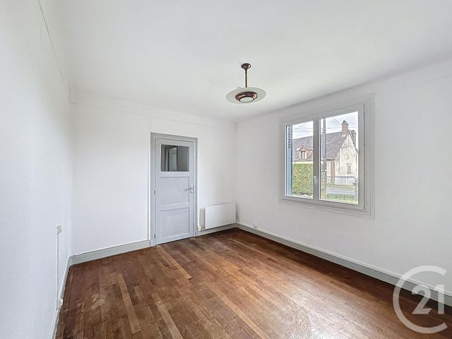 Maison &agrave; louer - 3 pi&egrave;ces - 57,60 m2 - Salbris - 41 - CENTRE