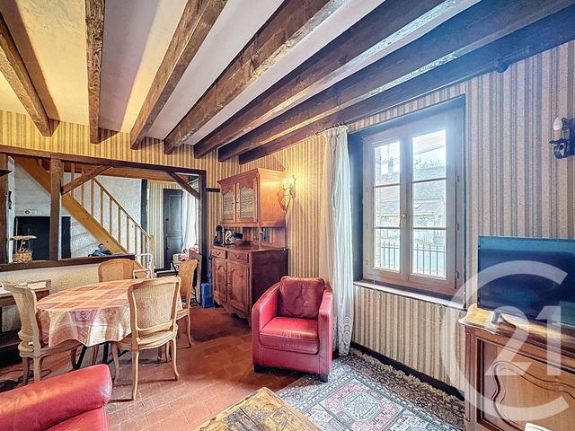 Maison &agrave; vendre - 3 pi&egrave;ces - 82 m2 - Neuvy Sur Barangeon - 18 - CENTRE