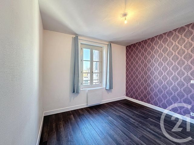 Maison &agrave; louer - 5 pi&egrave;ces - 108,95 m2 - Selles St Denis - 41 - CENTRE