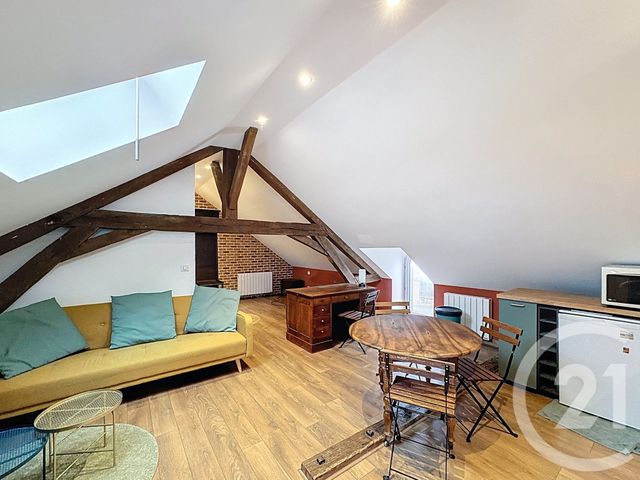 Maison &agrave; vendre - 5 pi&egrave;ces - 101,30 m2 - Neuvy Sur Barangeon - 18 - CENTRE