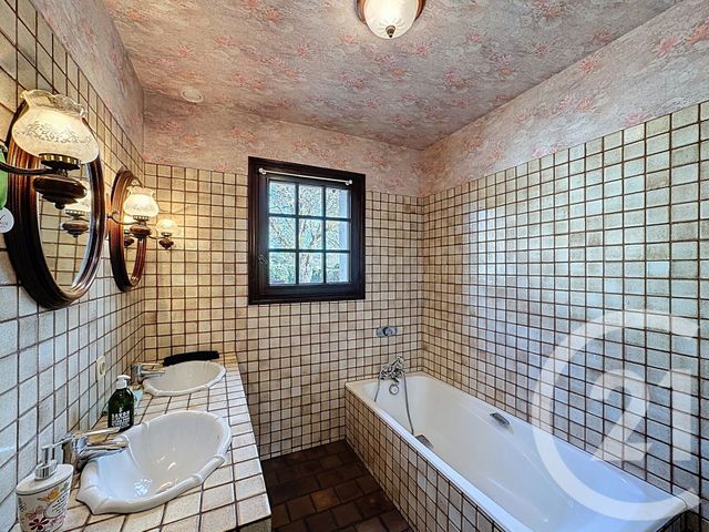 Maison &agrave; vendre - 5 pi&egrave;ces - 120,70 m2 - Selles St Denis - 41 - CENTRE