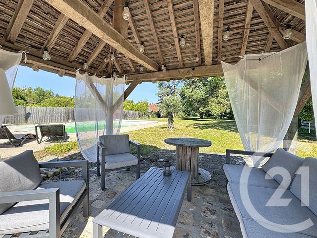 Maison &agrave; vendre - 7 pi&egrave;ces - 274 m2 - Neuvy Sur Barangeon - 18 - CENTRE