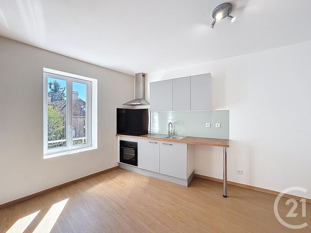 Appartement &agrave; louer - 3 pi&egrave;ces - 77,05 m2 - La Ferte Imbault - 41 - CENTRE