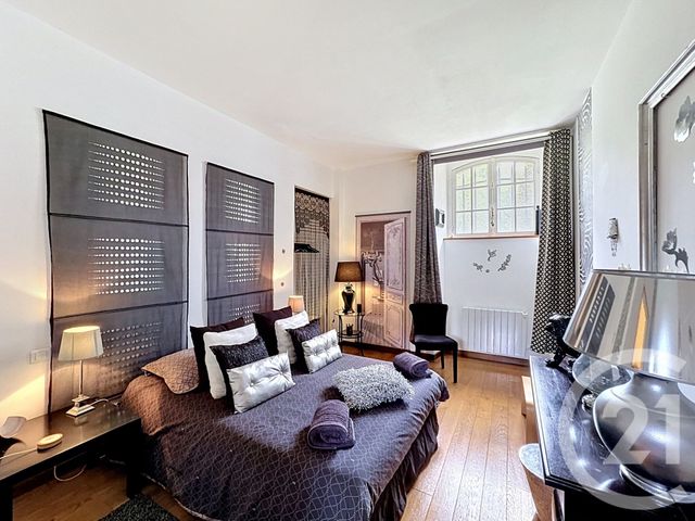 Appartement &agrave; vendre - 8 pi&egrave;ces - 223 m2 - Salbris - 41 - CENTRE