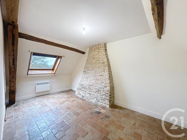 Maison &agrave; louer - 4 pi&egrave;ces - 92,28 m2 - Mery Sur Cher - 18 - CENTRE