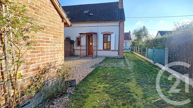 Maison &agrave; louer - 3 pi&egrave;ces - 65 m2 - Salbris - 41 - CENTRE