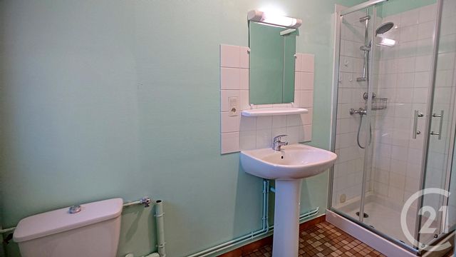 Maison &agrave; louer - 3 pi&egrave;ces - 65 m2 - Salbris - 41 - CENTRE