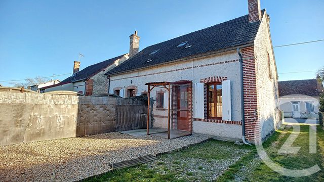 Maison &agrave; louer - 3 pi&egrave;ces - 65 m2 - Salbris - 41 - CENTRE