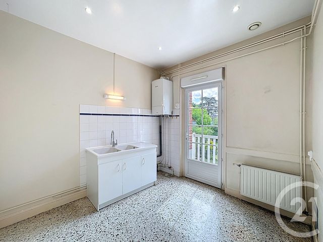 Appartement F3 &agrave; louer - 3 pi&egrave;ces - 57 m2 - Salbris - 41 - CENTRE