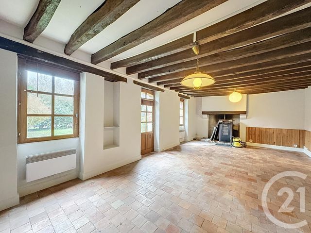 Maison &agrave; louer - 4 pi&egrave;ces - 118,52 m2 - Nancay - 18 - CENTRE