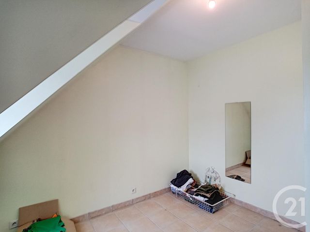 Maison &agrave; louer - 5 pi&egrave;ces - 71,50 m2 - Salbris - 41 - CENTRE
