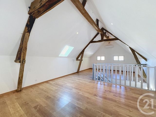 Appartement Duplex &agrave; louer - 4 pi&egrave;ces - 119 m2 - Salbris - 41 - CENTRE
