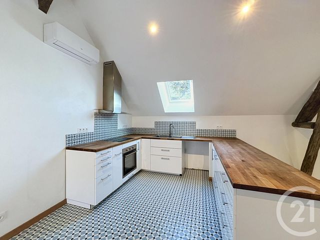 Appartement Duplex &agrave; louer - 4 pi&egrave;ces - 119 m2 - Salbris - 41 - CENTRE