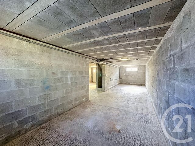 Maison &agrave; louer - 3 pi&egrave;ces - 61,50 m2 - Salbris - 41 - CENTRE