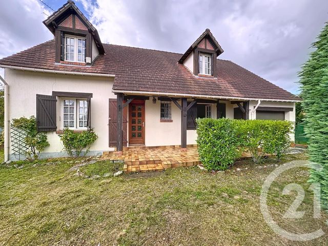 Maison à vendre - 6 pièces - 125 m2 - Nouan Le Fuzelier - 41 - CENTRE