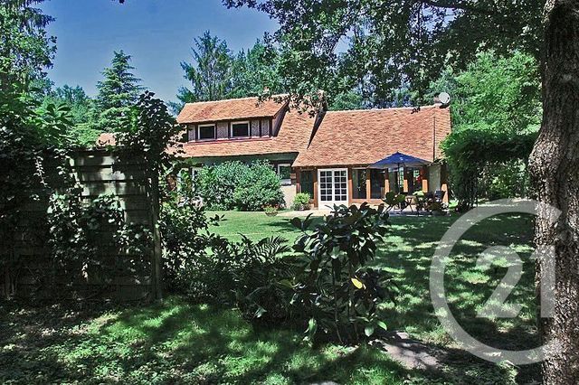 Maison à vendre - 5 pièces - 169 m2 - NOUAN LE FUZELIER - 41 - CENTRE Maison à vendre - 5 pièces - 169 m2 - NOUAN LE FUZELIER - 41 - CENTRE