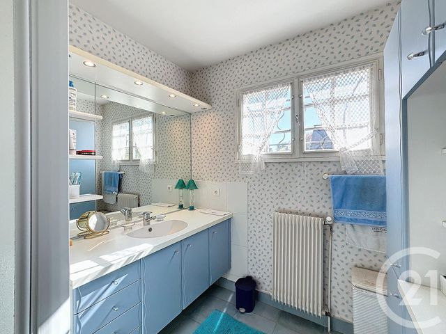 Maison à vendre - 7 pièces - 133,91 m2 - Nouan Le Fuzelier - 41 - CENTRE