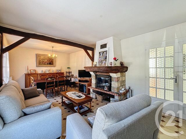 Maison à vendre - 7 pièces - 133,91 m2 - Nouan Le Fuzelier - 41 - CENTRE