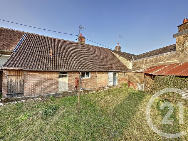 Maison à vendre - 3 pièces - 70 m2 - Clemont - 18 - CENTRE