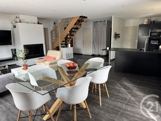 Maison &agrave; vendre - 7 pi&egrave;ces - 145 m2 - Vouzon - 41 - CENTRE
