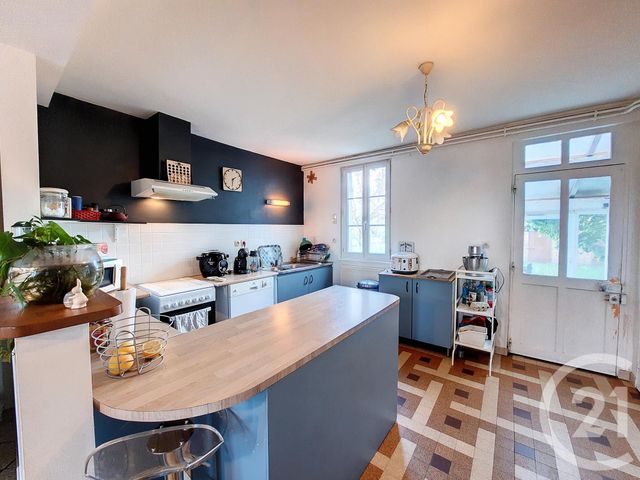 Maison &agrave; louer - 3 pi&egrave;ces - 94 m2 - Vannes Sur Cosson - 45 - CENTRE