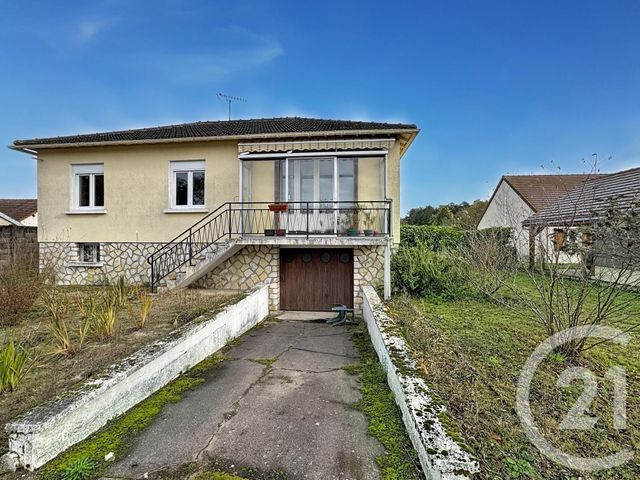 Maison à vendre - 4 pièces - 88 m2 - Nouan Le Fuzelier - 41 - CENTRE