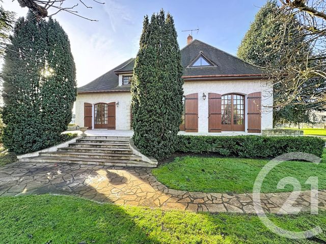 Maison à vendre - 6 pièces - 196 m2 - Lamotte Beuvron - 41 - CENTRE