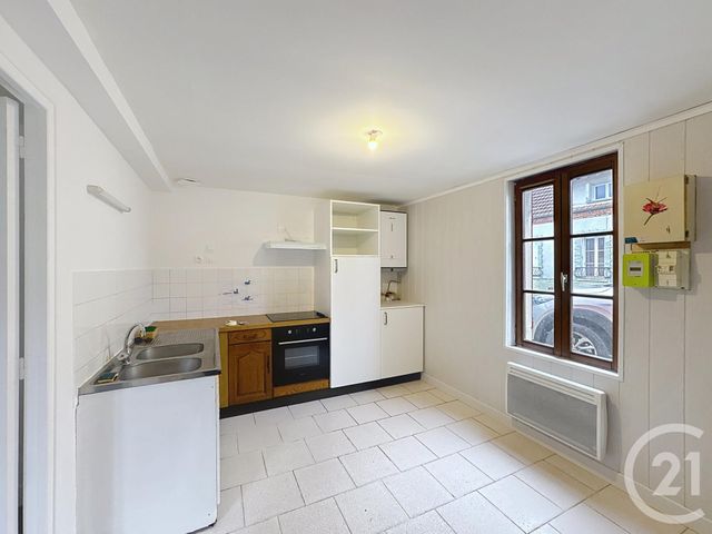 Maison &agrave; louer - 2 pi&egrave;ces - 22 m2 - Lamotte Beuvron - 41 - CENTRE