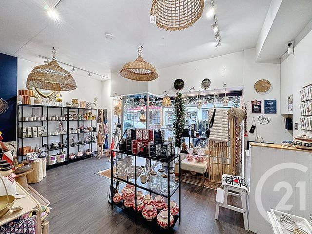 Commerce &agrave; louer - 138 m2 - 41 - CENTRE