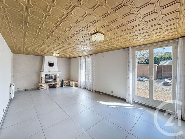 Maison &agrave; louer - 6 pi&egrave;ces - 116,14 m2 - Lamotte Beuvron - 41 - CENTRE