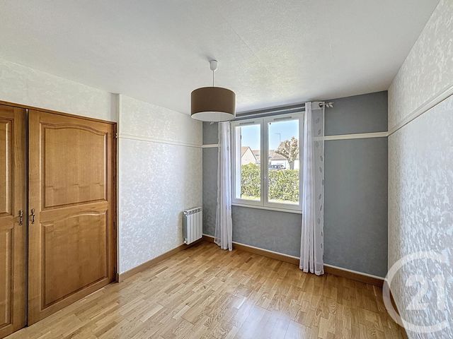 Maison &agrave; louer - 6 pi&egrave;ces - 116,14 m2 - Lamotte Beuvron - 41 - CENTRE