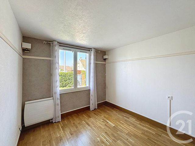 Maison &agrave; louer - 6 pi&egrave;ces - 116,14 m2 - Lamotte Beuvron - 41 - CENTRE