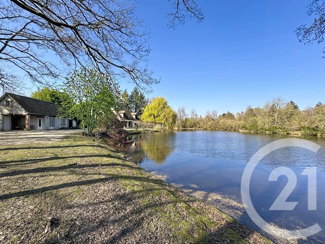 Maison &agrave; vendre - 9 pi&egrave;ces - 222,40 m2 - Clemont - 18 - CENTRE