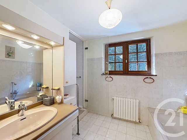 Maison &agrave; vendre - 9 pi&egrave;ces - 222,40 m2 - Clemont - 18 - CENTRE