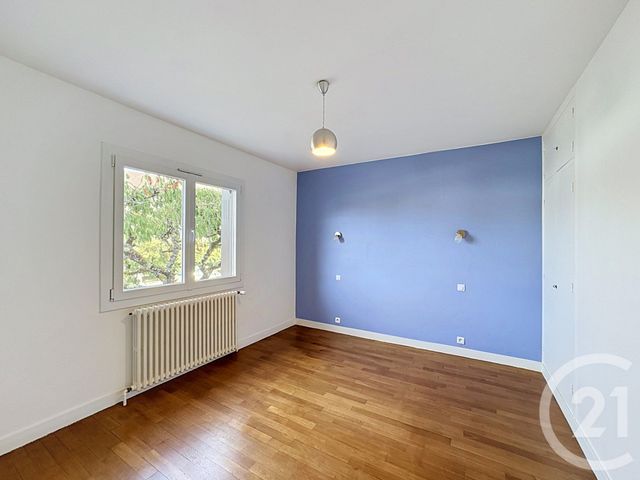 Maison &agrave; louer - 6 pi&egrave;ces - 127,65 m2 - Lamotte Beuvron - 41 - CENTRE