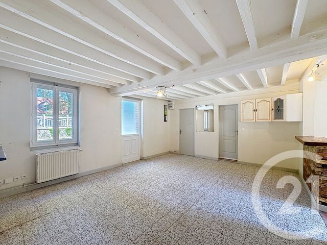 Maison &agrave; vendre - 9 pi&egrave;ces - 157,40 m2 - Vouzon - 41 - CENTRE