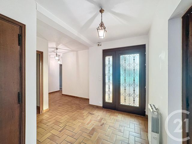 Maison &agrave; louer - 3 pi&egrave;ces - 125,84 m2 - Nouan Le Fuzelier - 41 - CENTRE